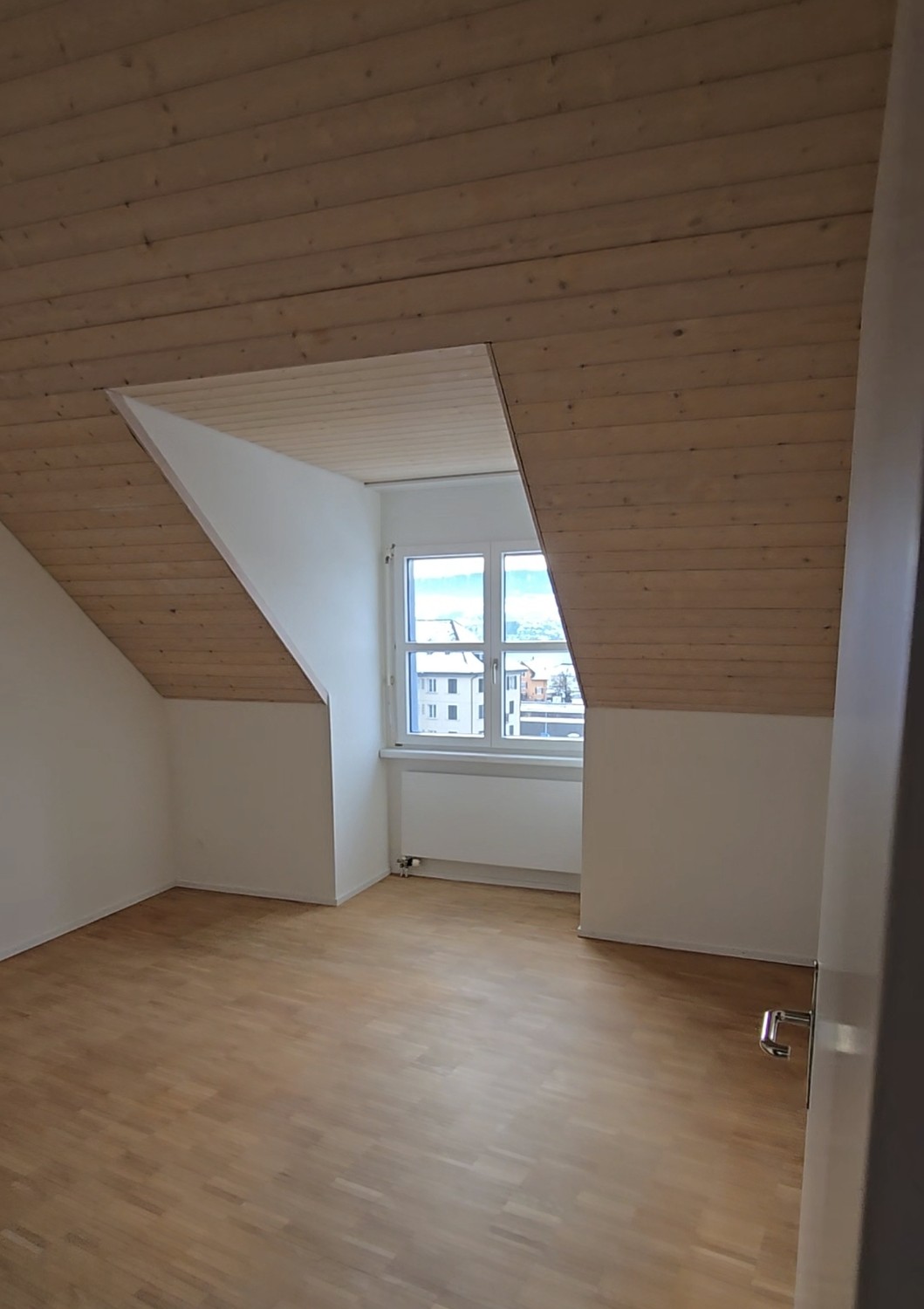 Chambre dans un appartement partagé