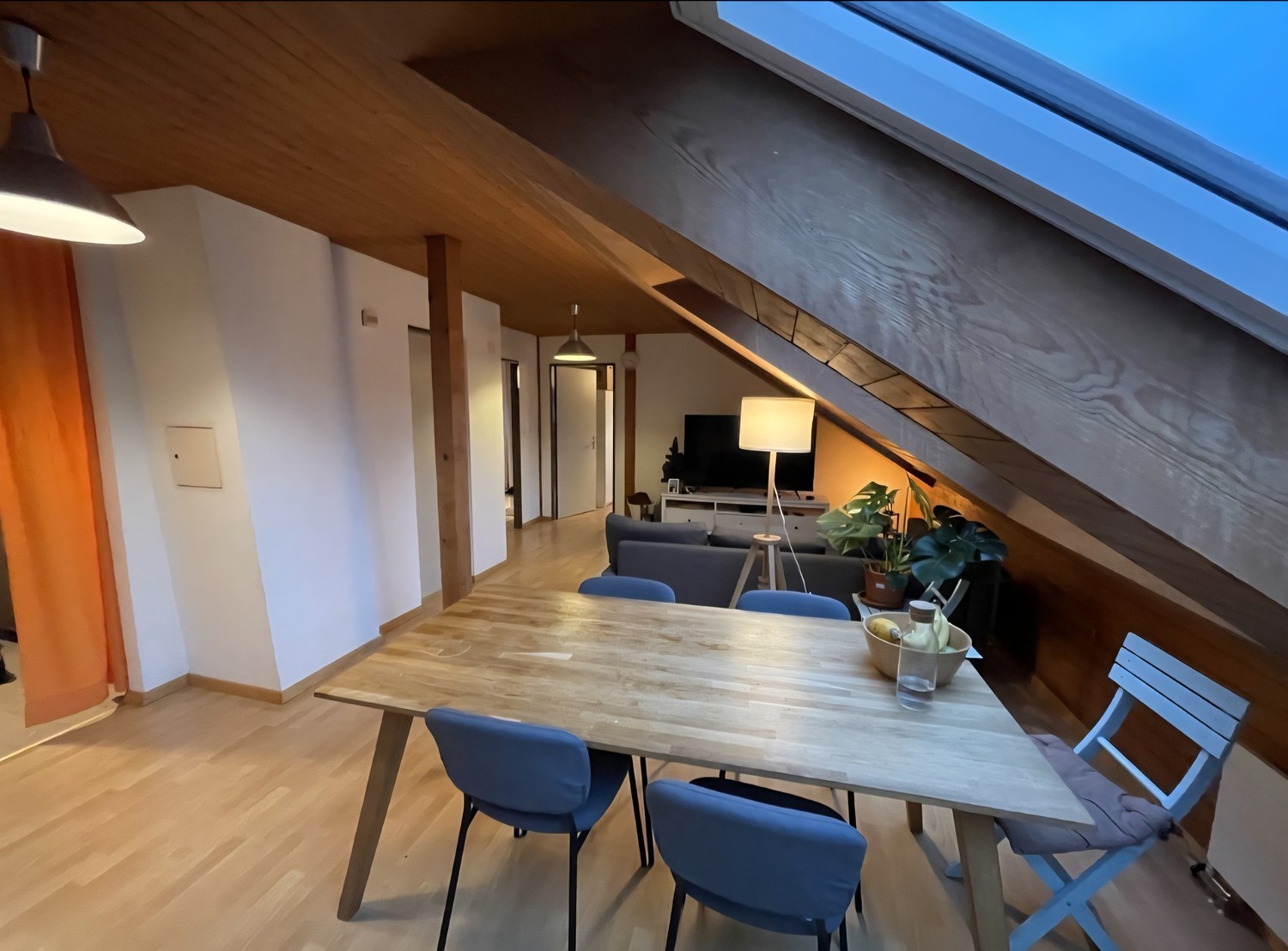 Zimmer in einer Wohngemeinschaft, Foto 3 von 4