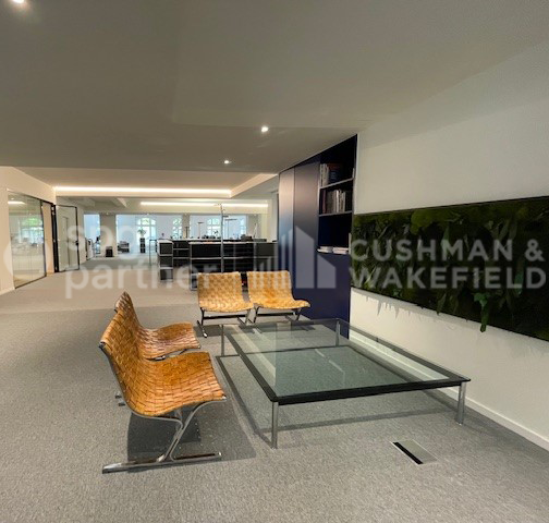 430m² Büro