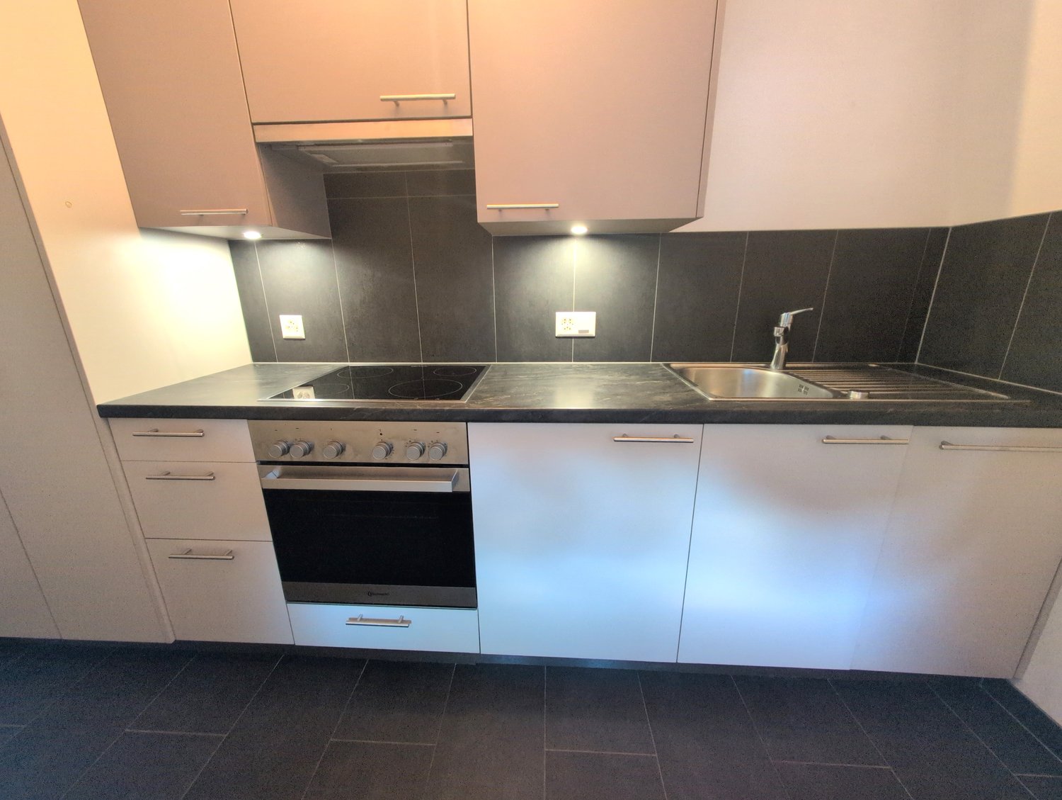 2 ½ Zimmer-Wohnung, Foto 2 von 10