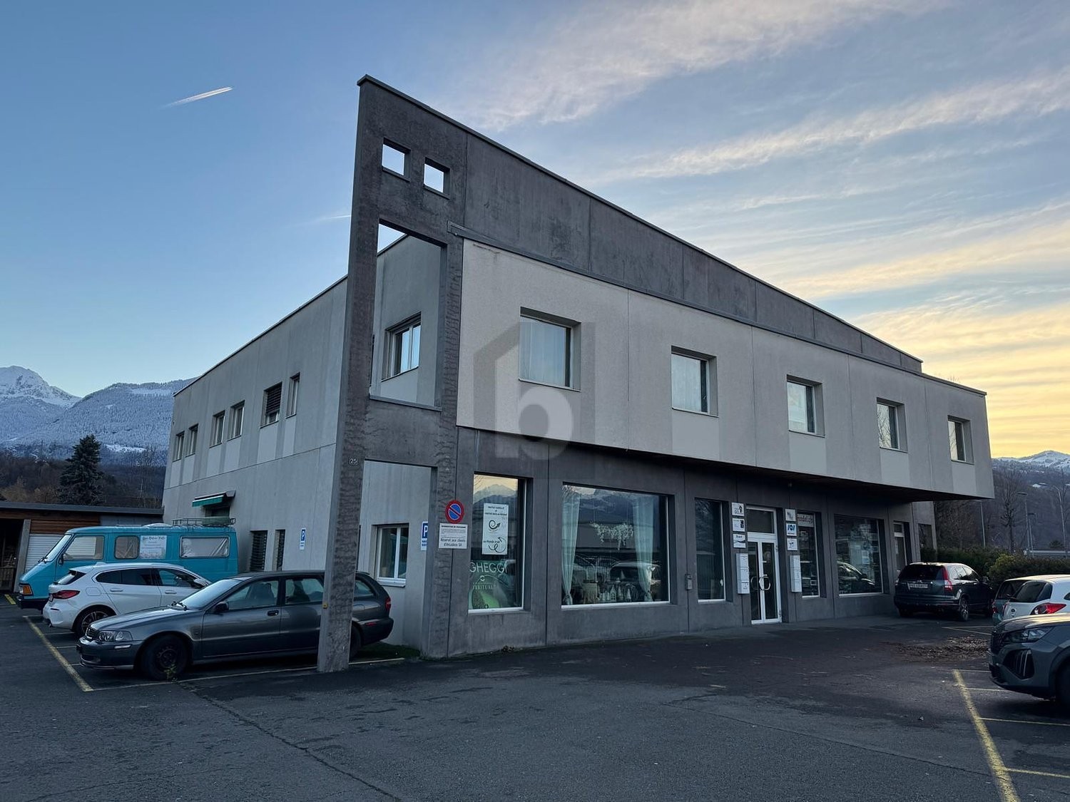 192m² office, foto 1 di 4