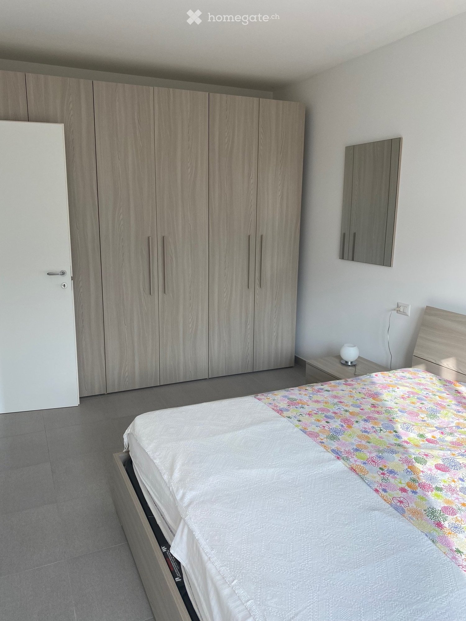 3-Zimmer-Wohnung
Vermietung einer 3-Zimmer-Wohnung in Porlezza, 1 Badezimmer, 1 Keller und 2 Aussenparkplätze. Zentrale Lage
Nebenkosten inklusive