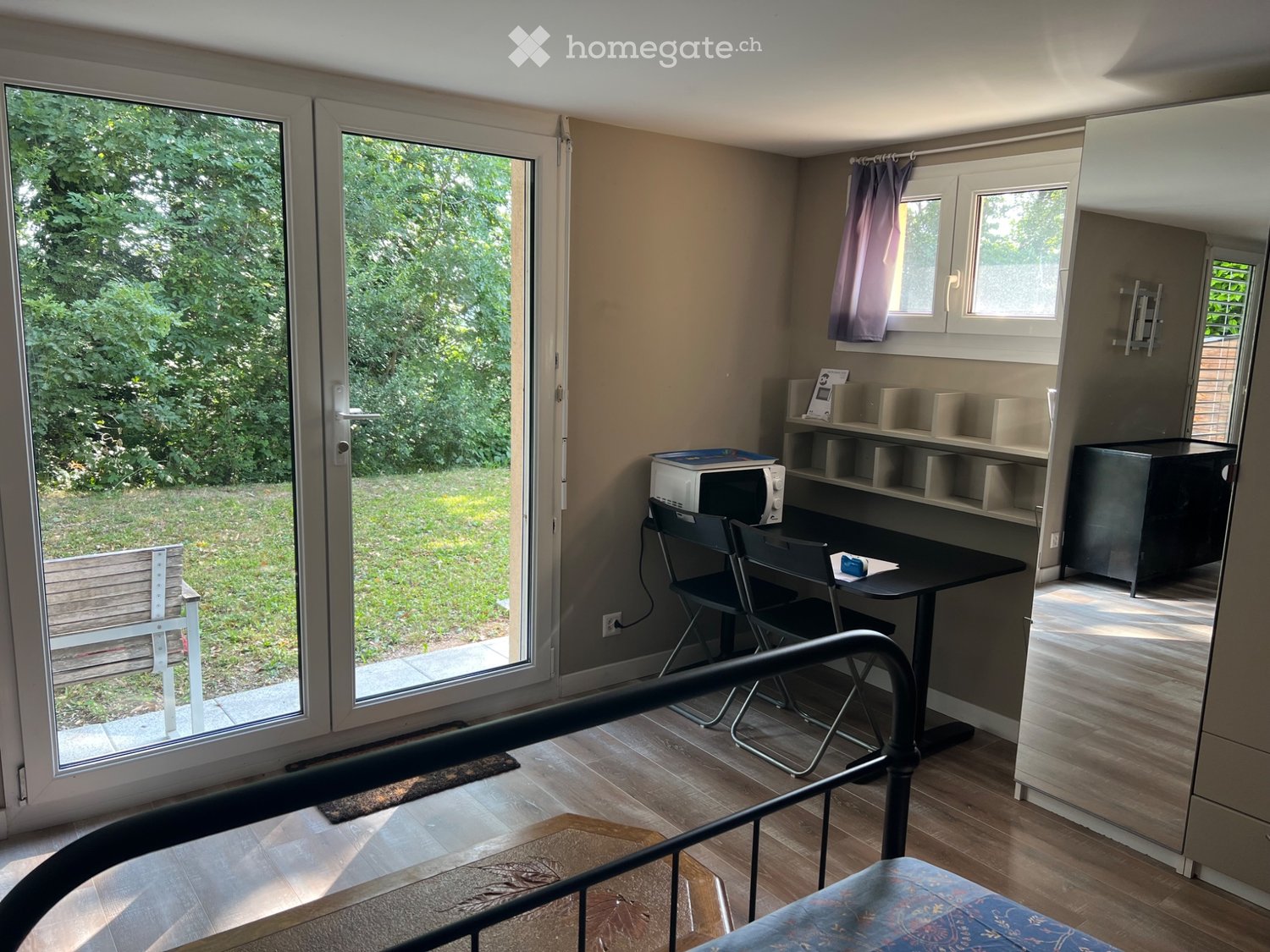 1 room single room