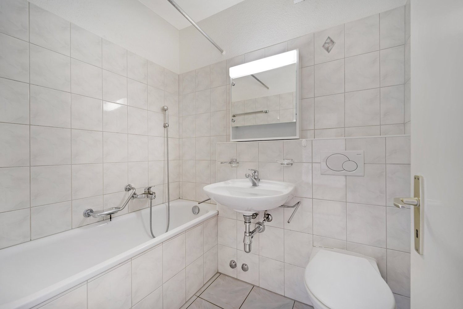 3 rooms apartment (4)