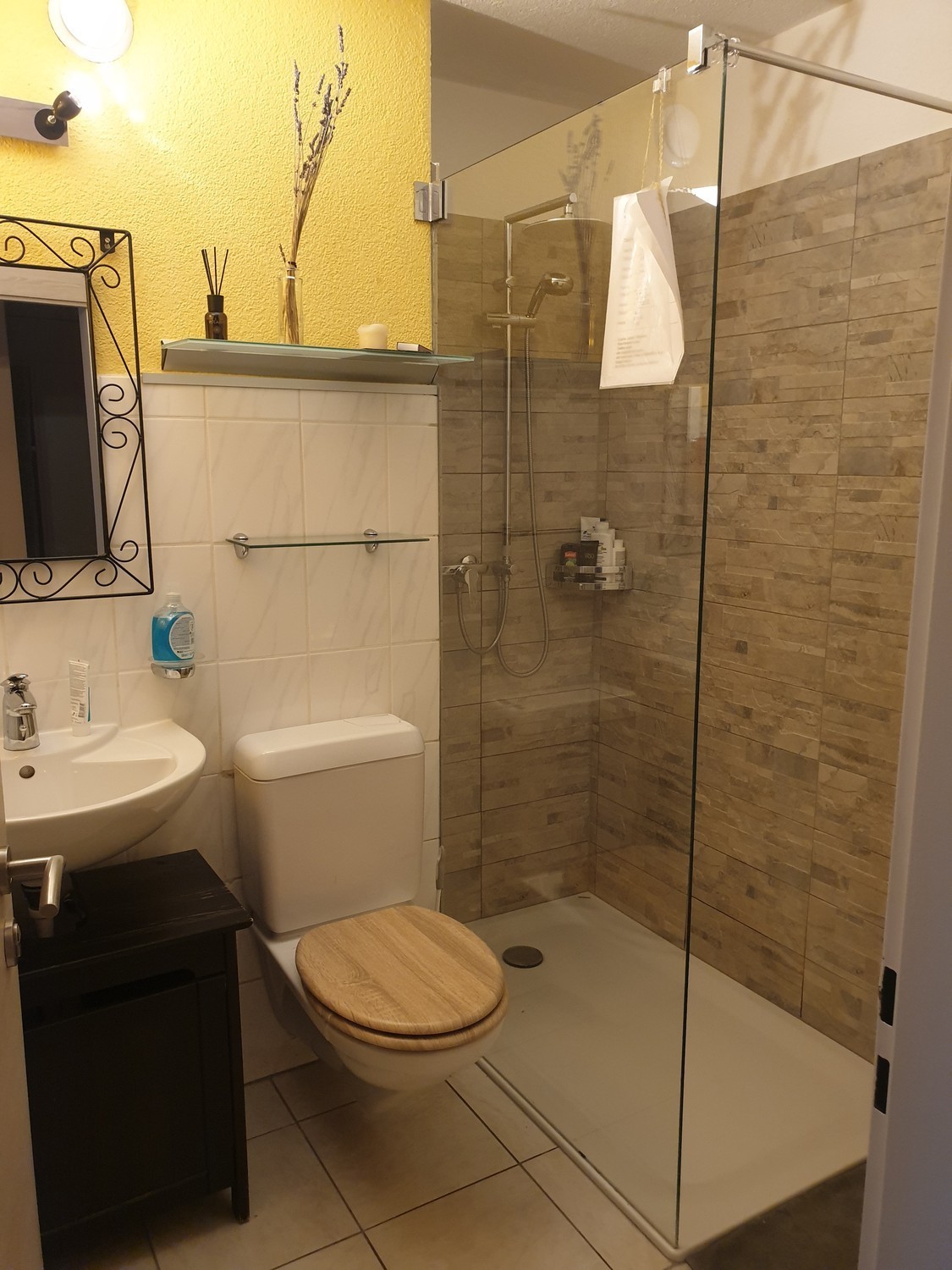Room in a shared flat, foto 8 di 10