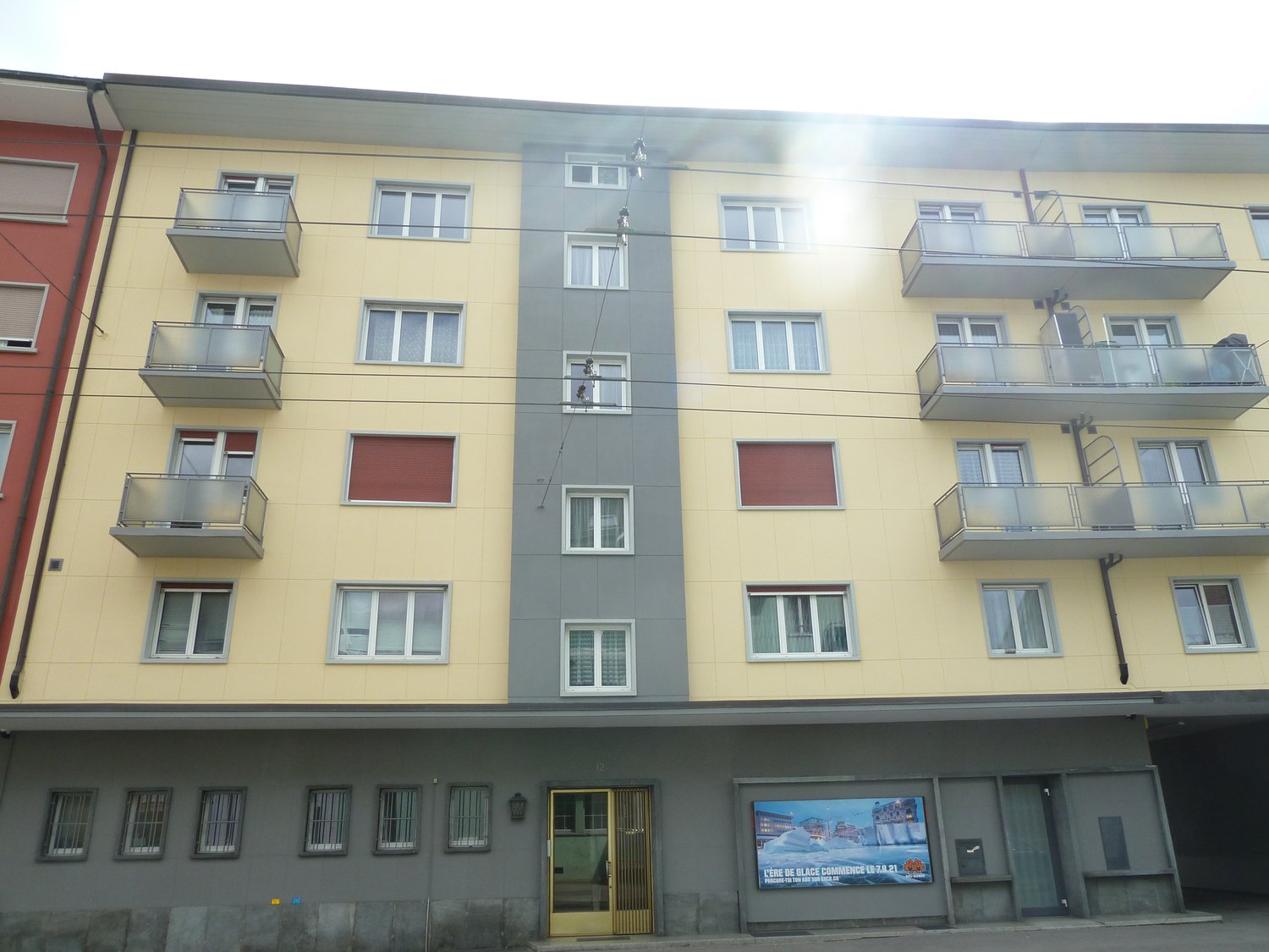 190m² commercial