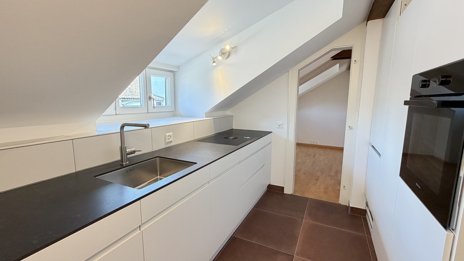2 ½ rooms attic flat, Foto 5 von 7