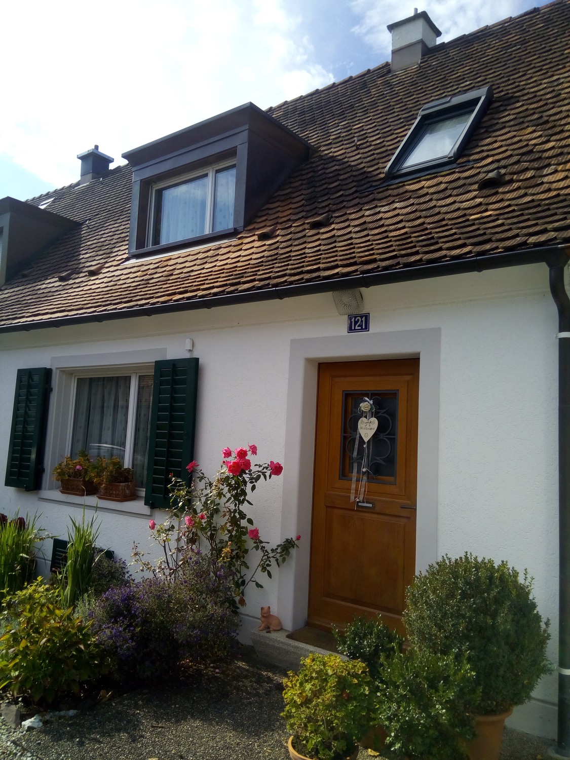 2 rooms single house
