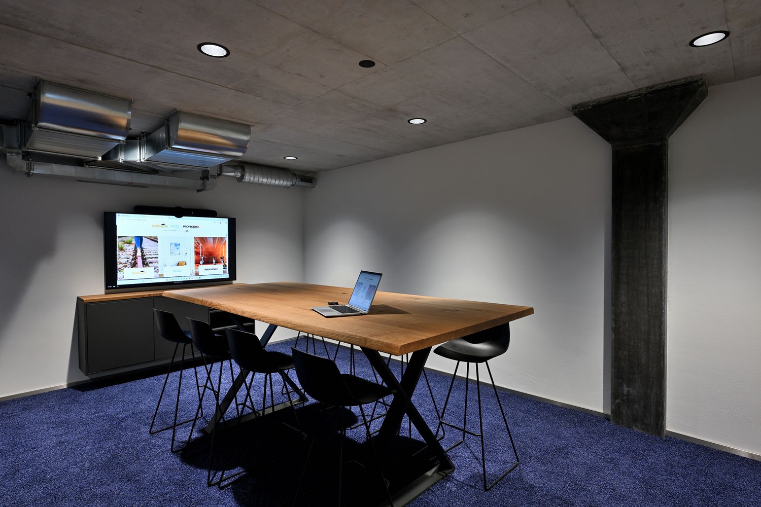 240m² bureau