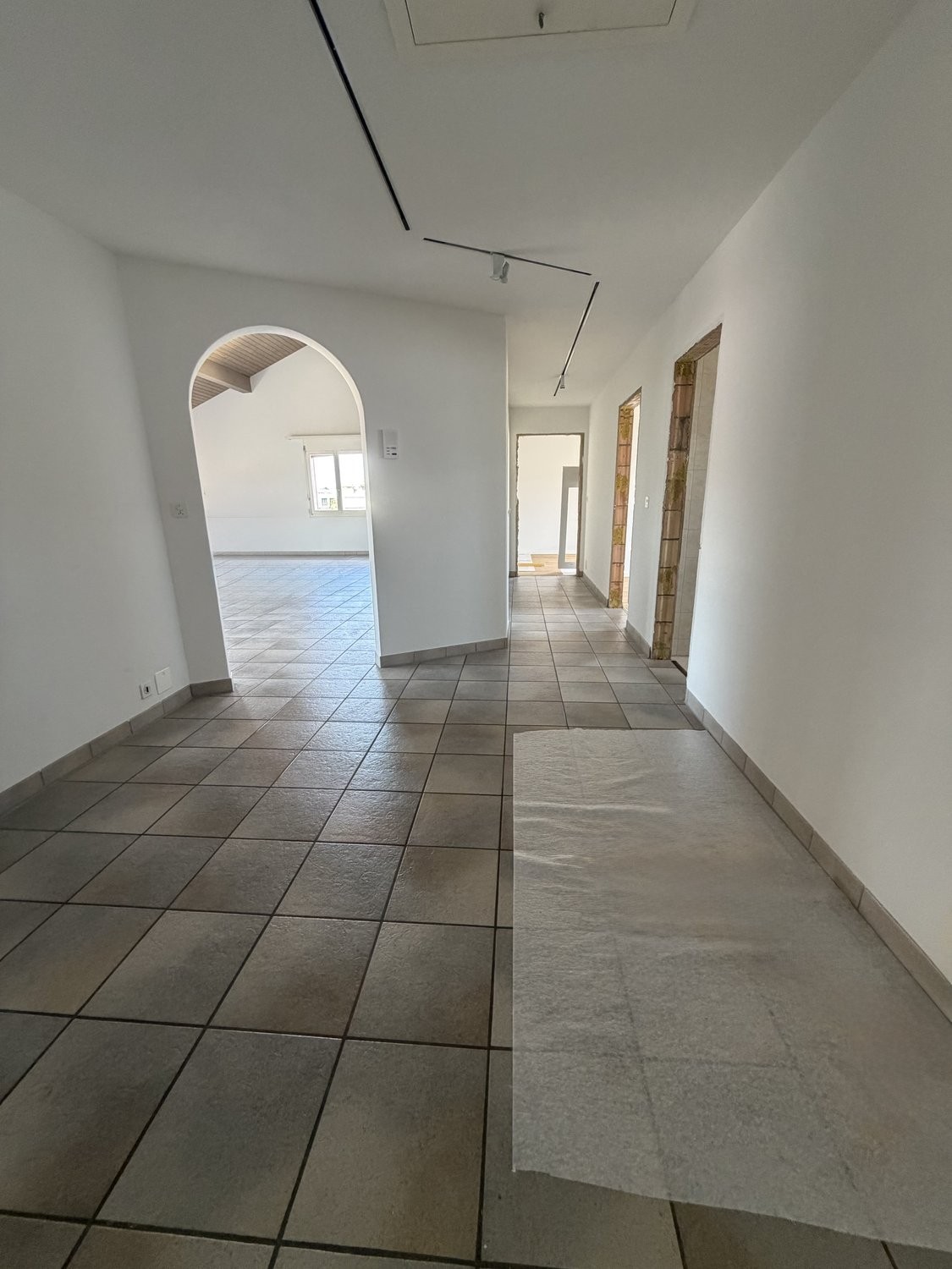 Appartamento mansardato di 5 ½ locali, foto 7 di 10