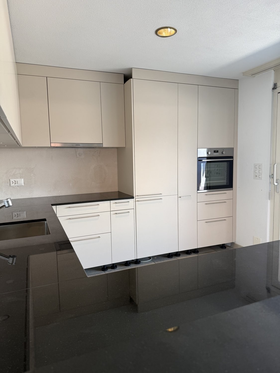 Appartamento mansardato di 5 ½ locali, foto 4 di 10