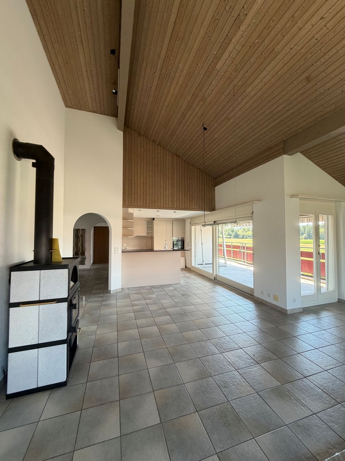 Appartamento mansardato di 5 ½ locali, foto 6 di 10