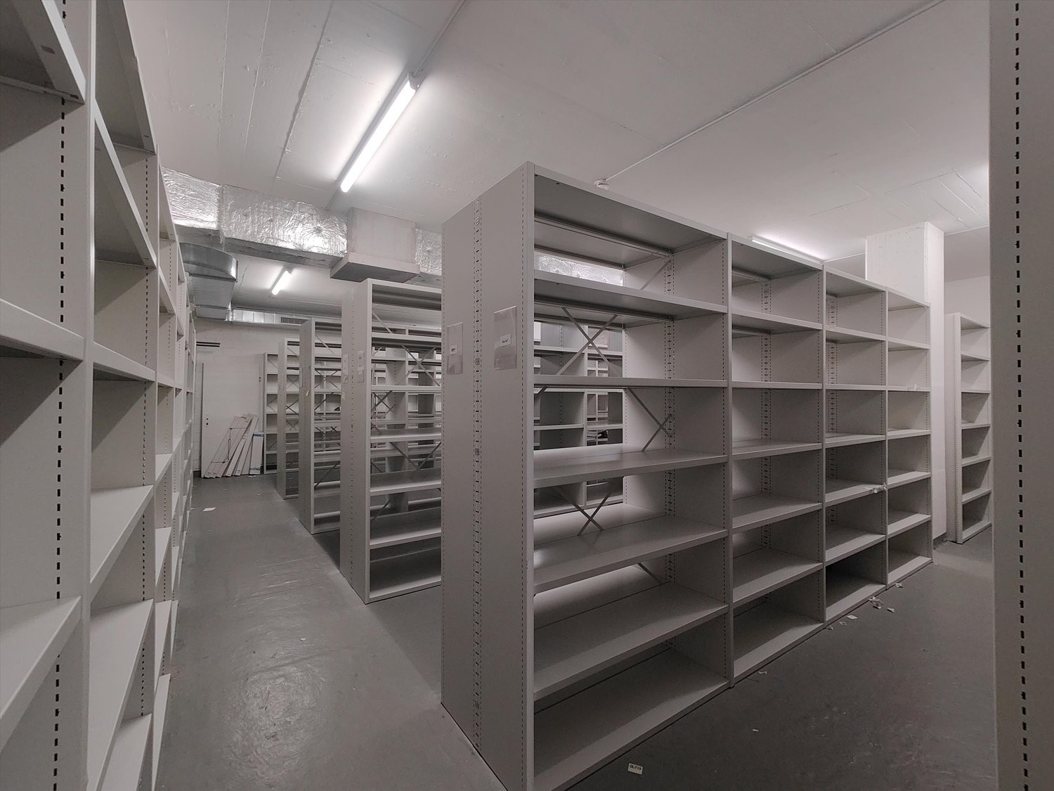 125m² storage room, Foto 2 von 2