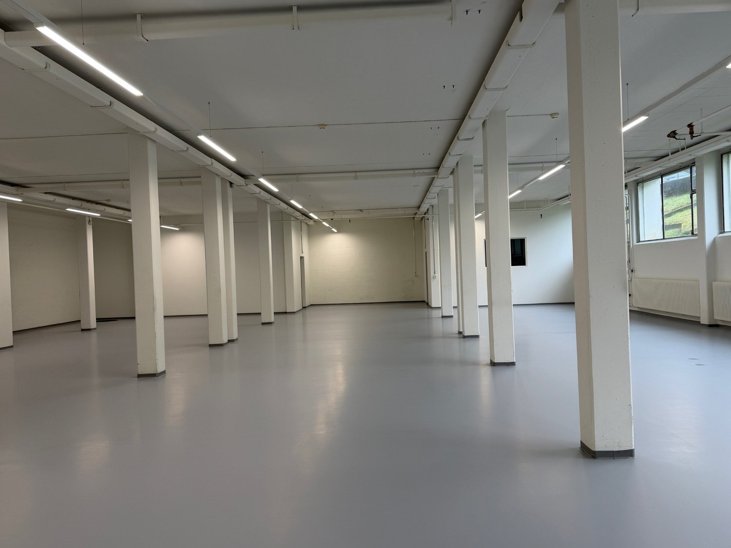 546m² workshop, Foto 4 von 4