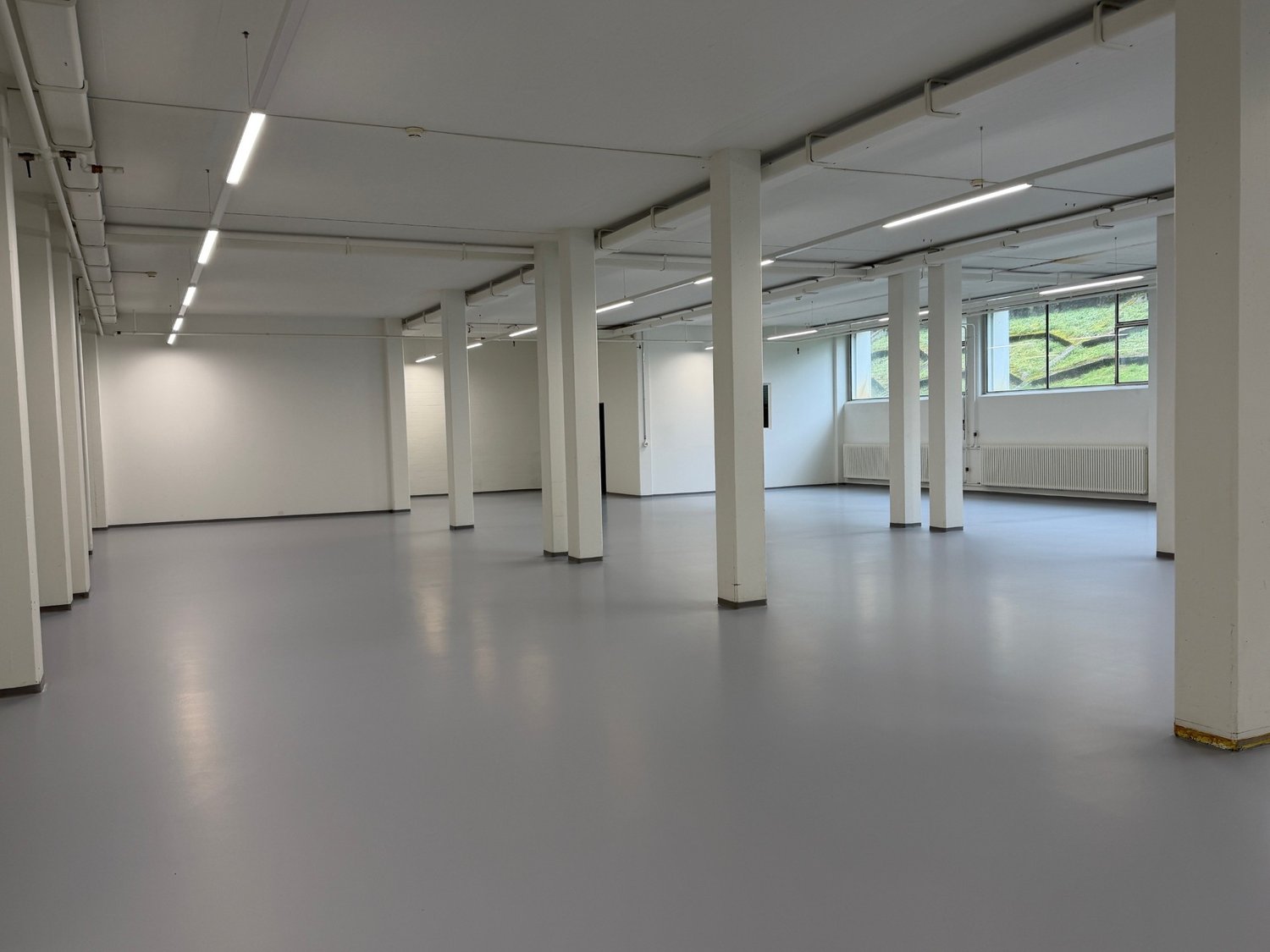 546m² workshop, Foto 3 von 4