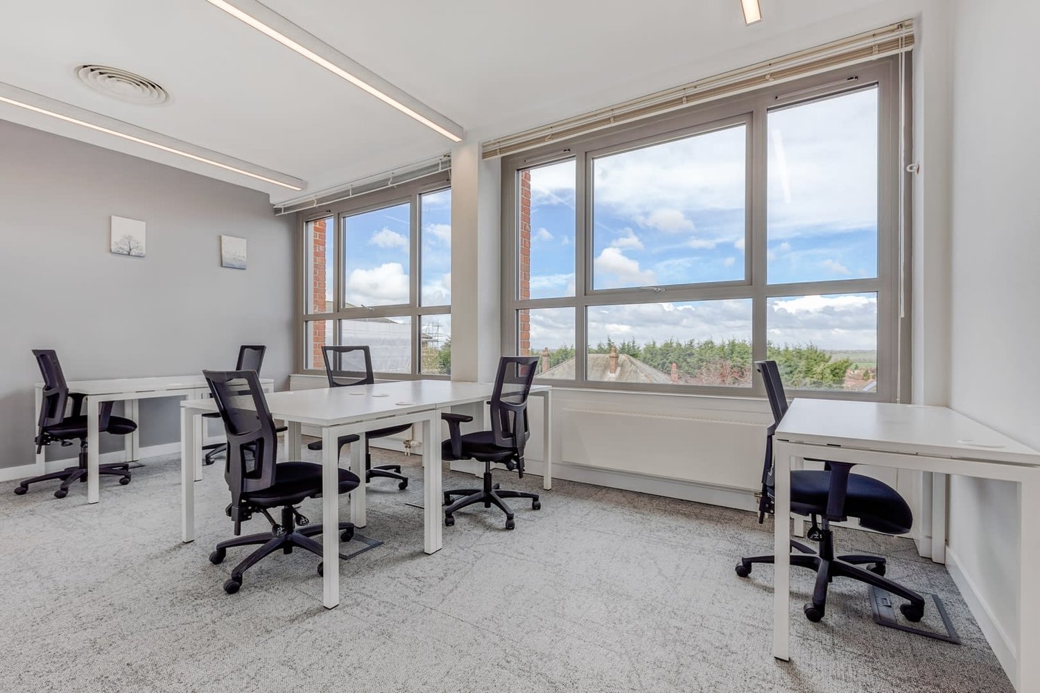 75m² office