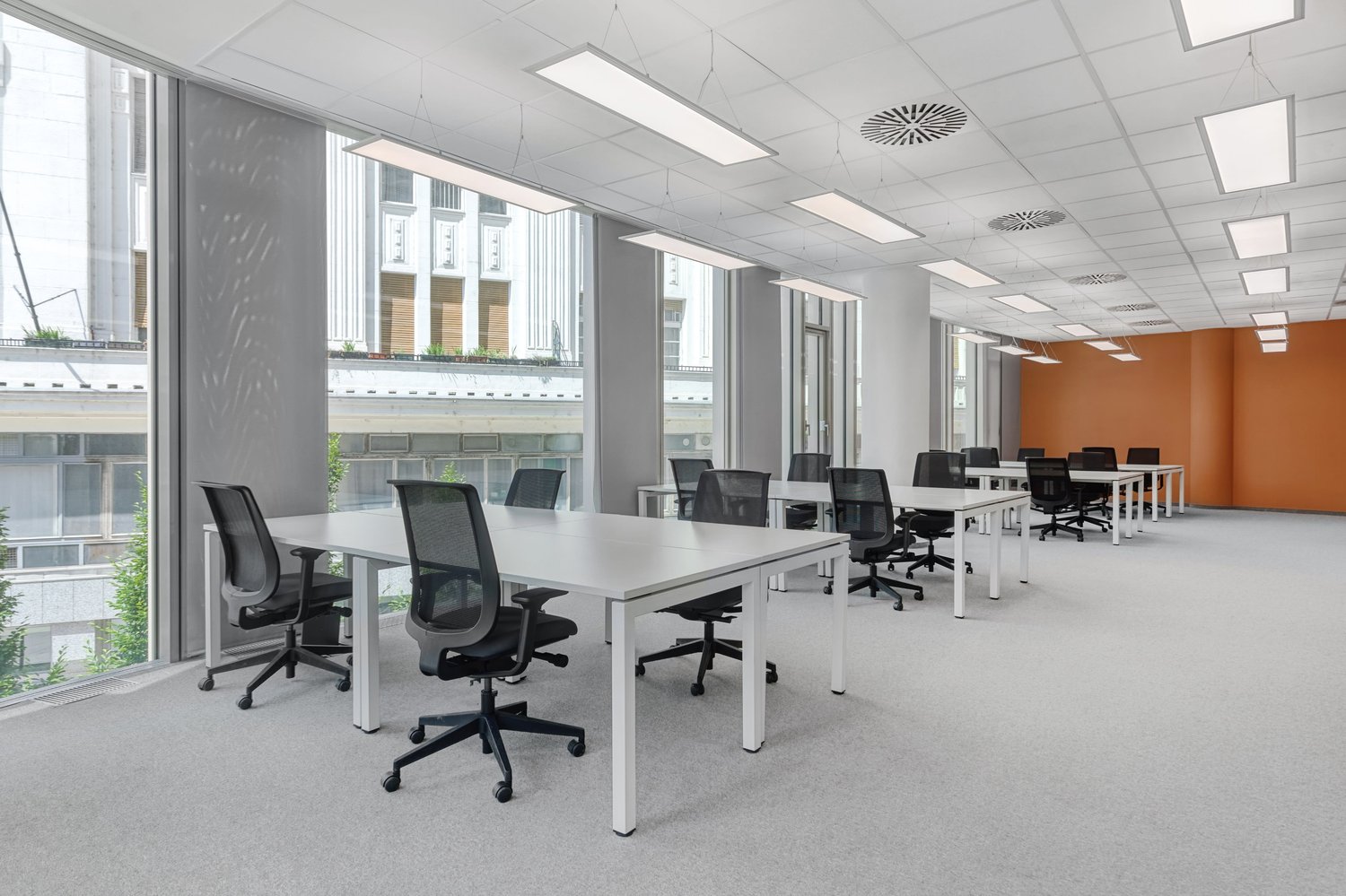 75m² office