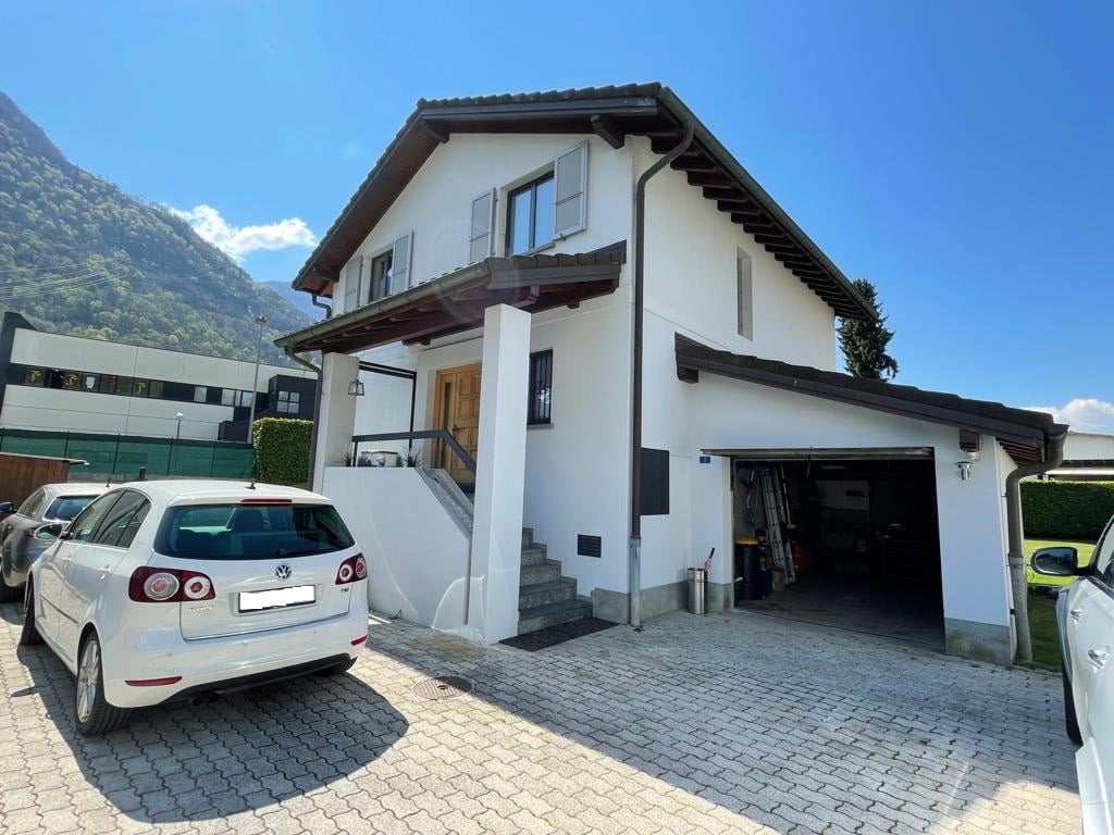 2 ½ Zimmer Einfamilienhaus