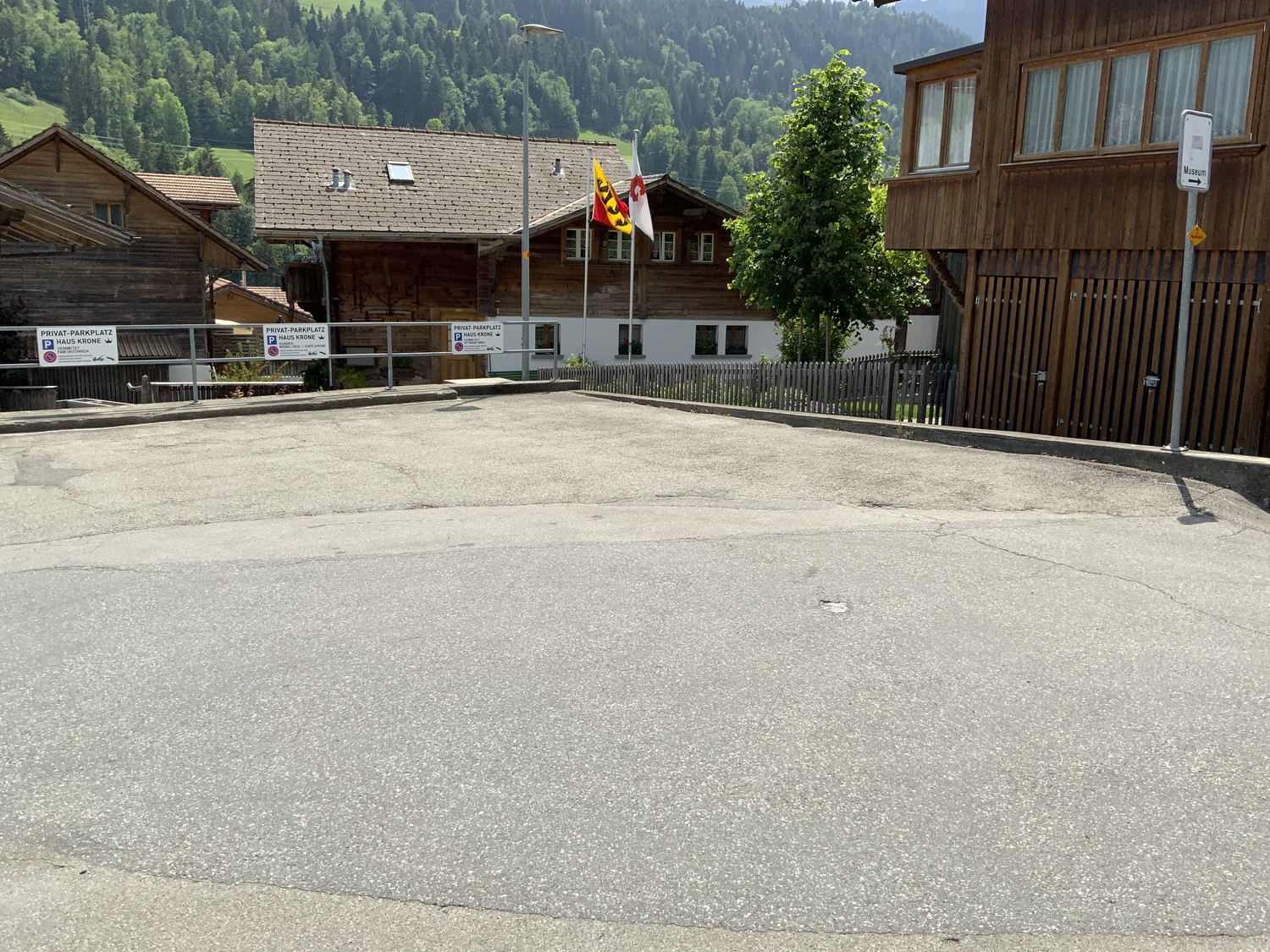 50m² commercial