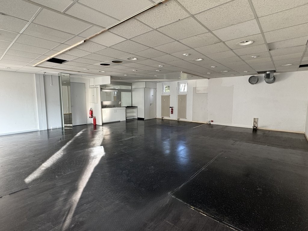 Commerce de 107m²