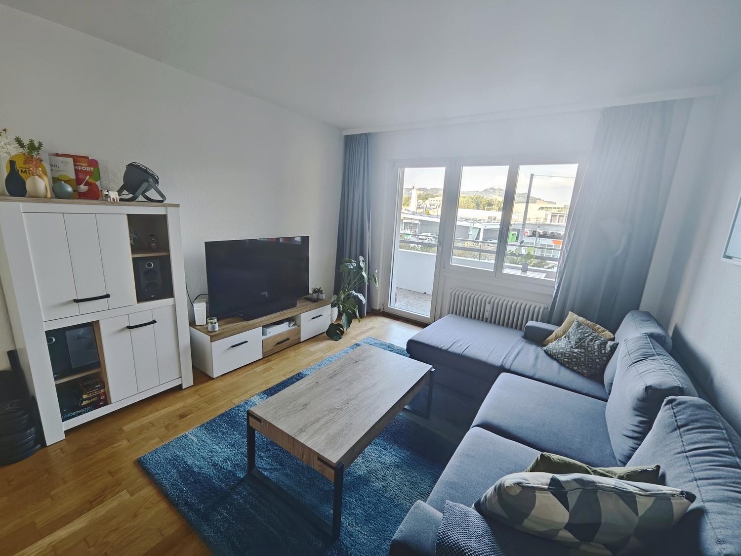 Appartement de 3 ½ pièces","description":"Appartement disponible pour 1 an (oct. 2026 - sept. 2027) (une entrée anticipée en septembre peut être discutée). L'appartement est idéalement situé entre la gare de Wankdorf et le Wankdorf Center. L'appartement est meublé. Les coûts incluent : le loyer, les