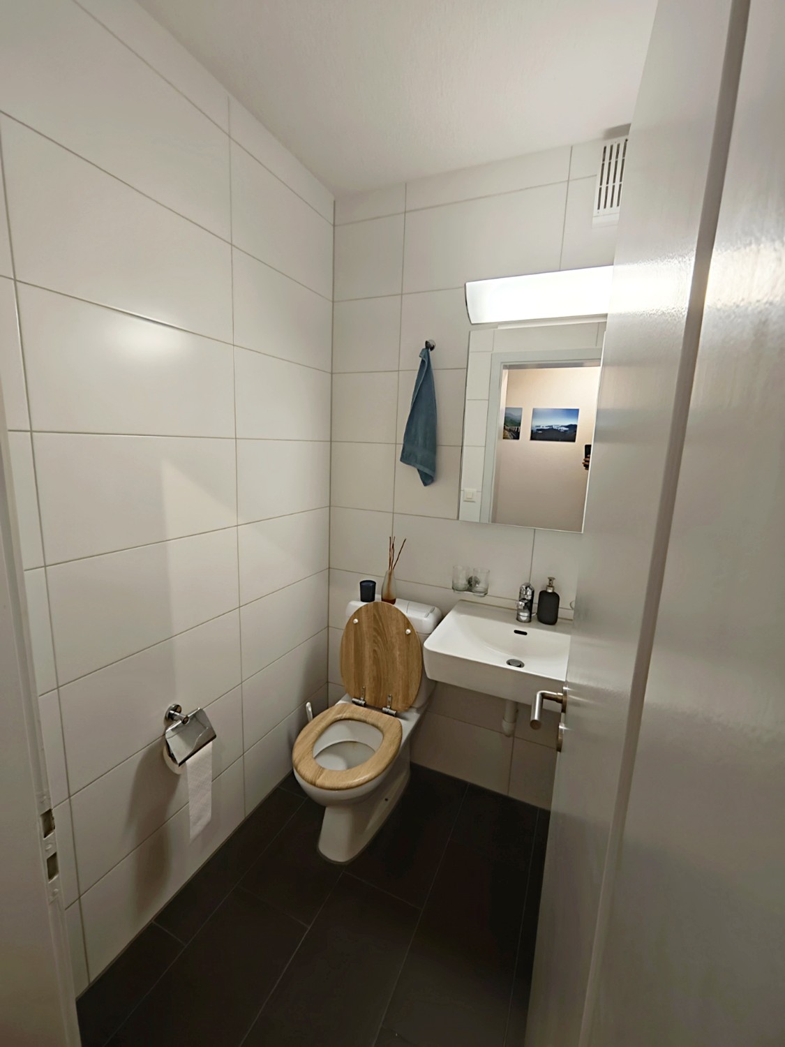 Appartement de 3 ½ pièces","description":"Appartement disponible pour 1 an (oct. 2026 - sept. 2027) (une entrée anticipée en septembre peut être discutée). L'appartement est idéalement situé entre la gare de Wankdorf et le Wankdorf Center. L'appartement est meublé. Les coûts incluent : le loyer, les