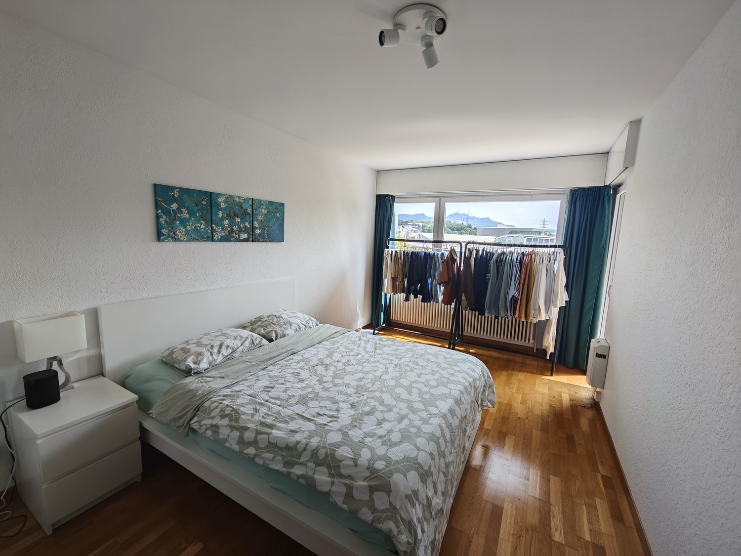 Appartement de 3 ½ pièces","description":"Appartement disponible pour 1 an (oct. 2026 - sept. 2027) (une entrée anticipée en septembre peut être discutée). L'appartement est idéalement situé entre la gare de Wankdorf et le Wankdorf Center. L'appartement est meublé. Les coûts incluent : le loyer, les