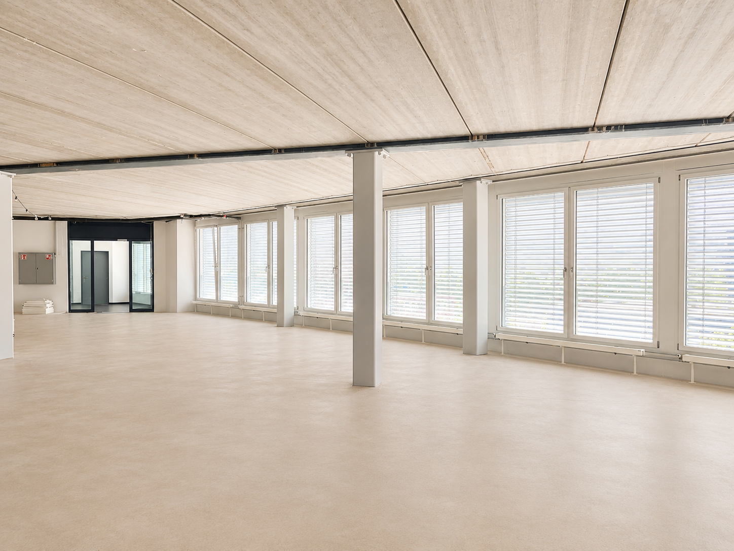 460m² ufficio, foto 7 di 9