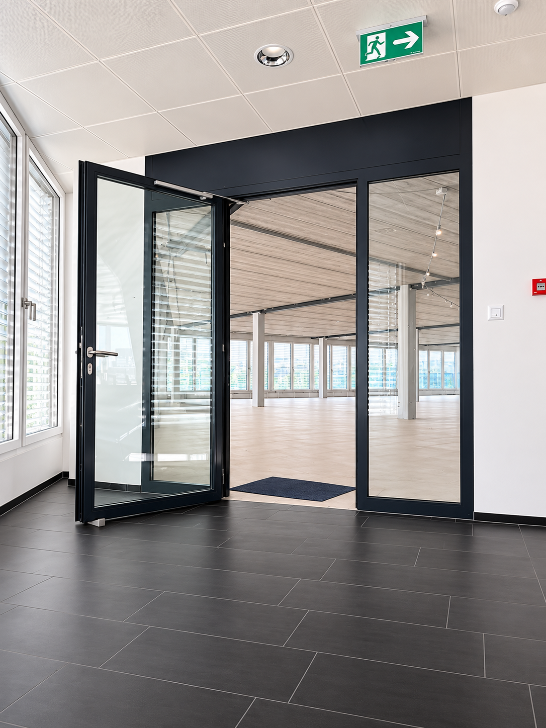 460m² ufficio, foto 1 di 9