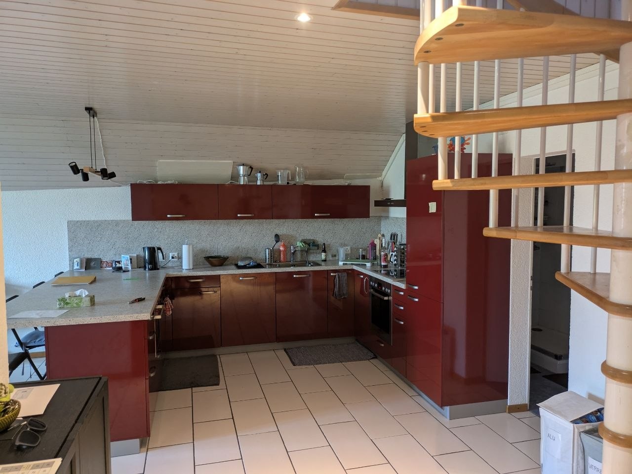 6 rooms apartment