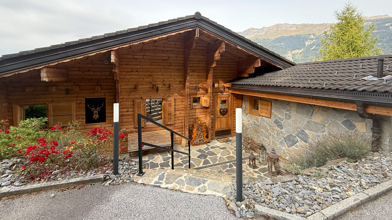 chalet con 7 locali