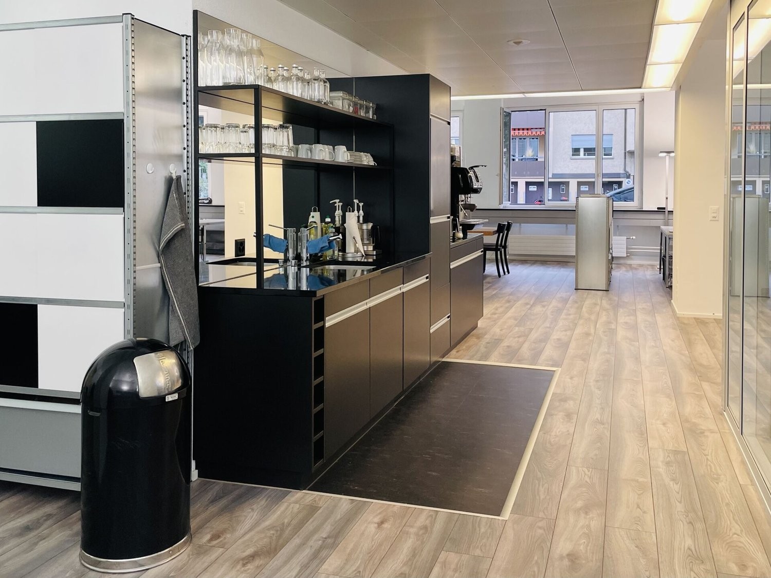 256m² office, Foto 3 von 4