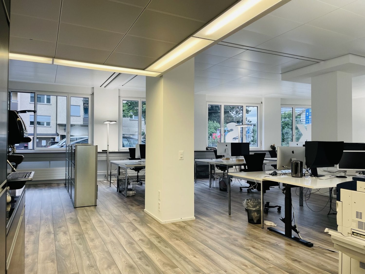 256m² office, Foto 1 von 4