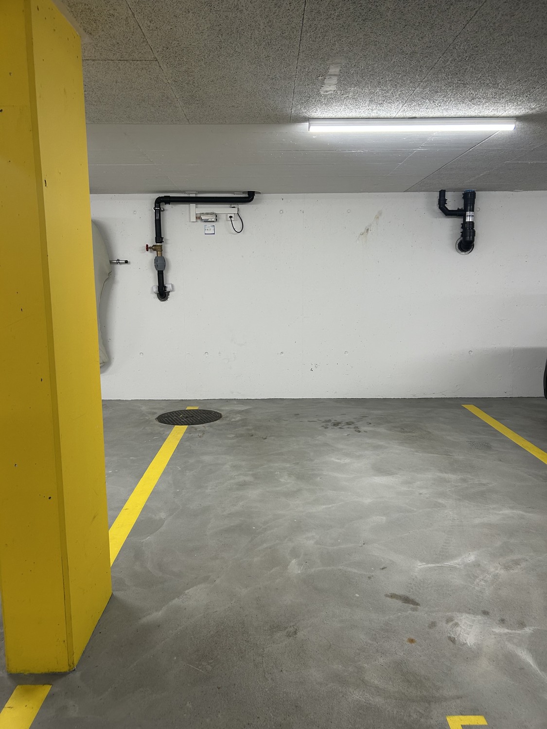 Underground slot
