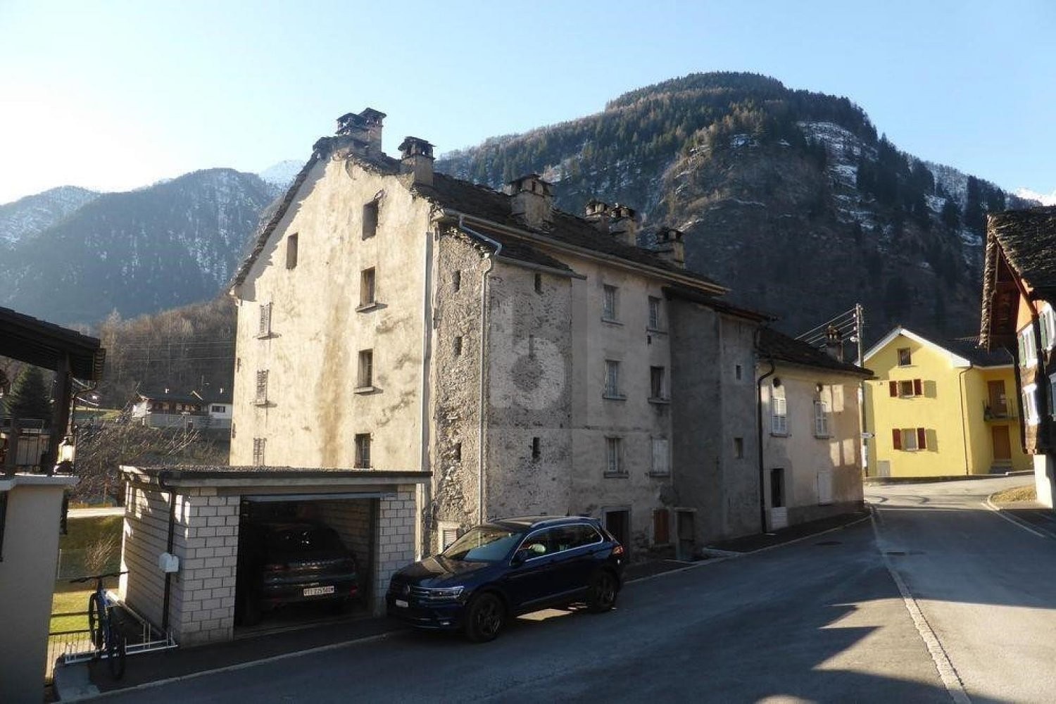 5 rooms single house
