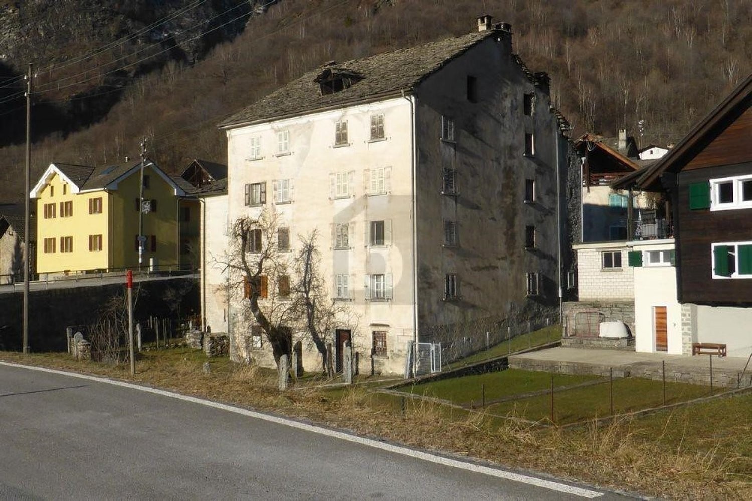 5 rooms single house