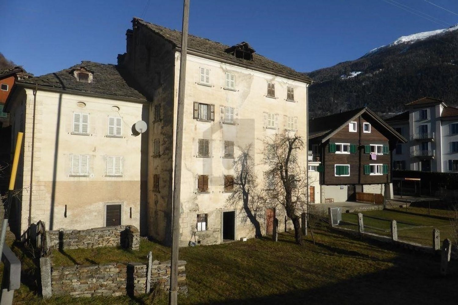 5 rooms single house