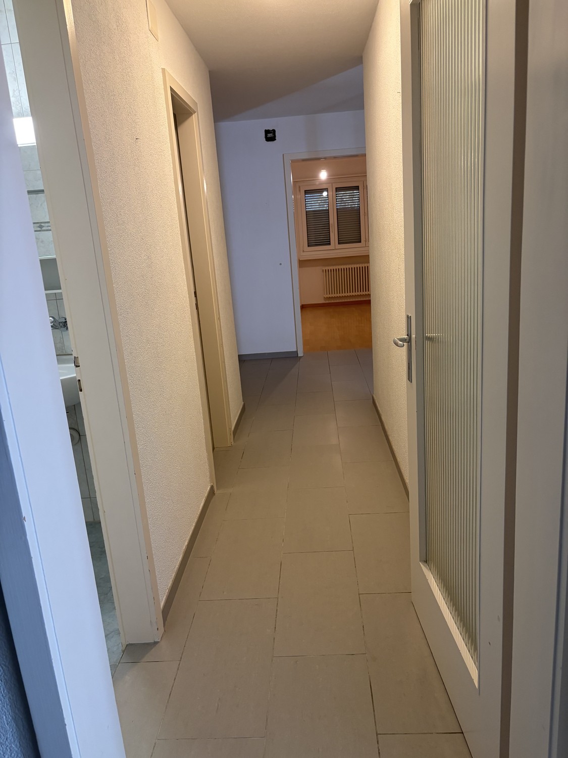 5 rooms apartment