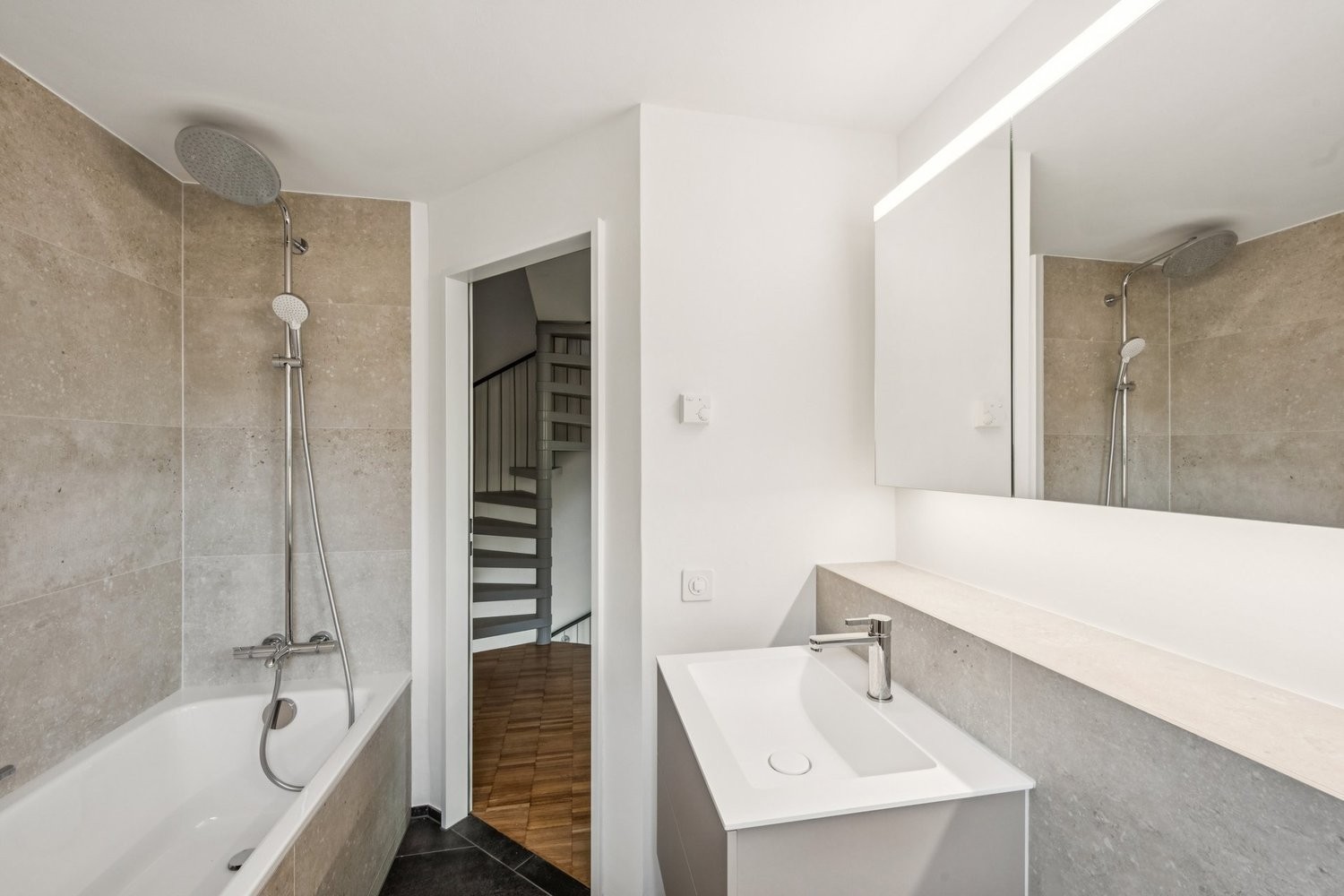 Duplex di 5 ½ locali