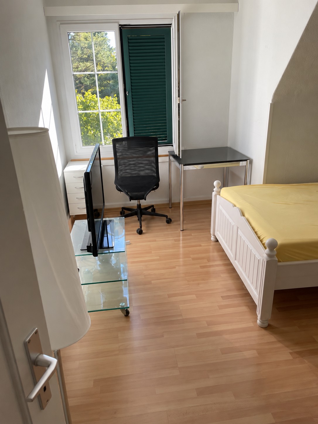 Room in a shared flat, Foto 1 von 6