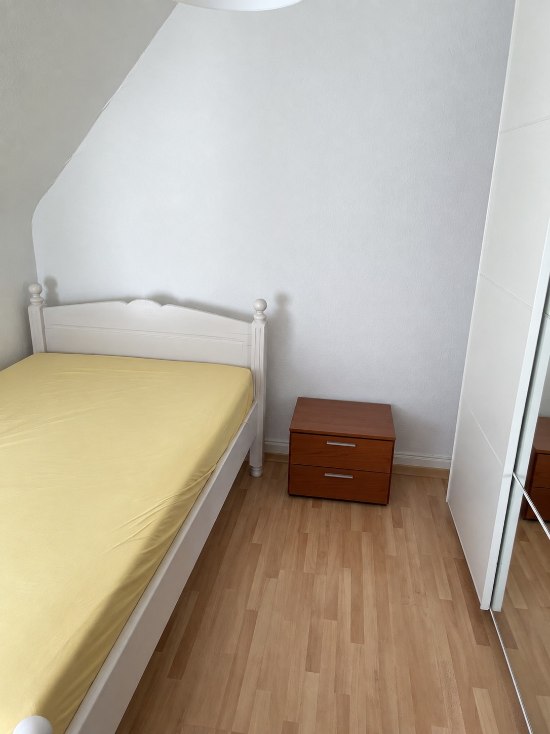 Room in a shared flat, Foto 2 von 6