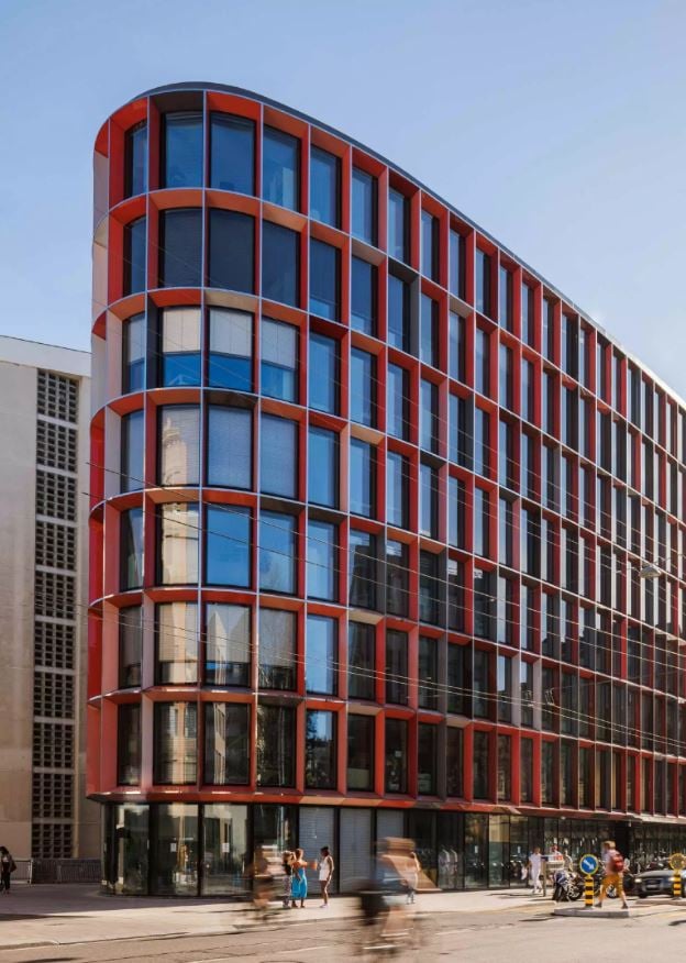 2670m² office