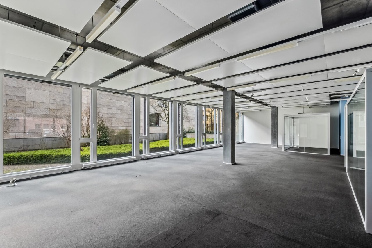 426m² office, Foto 4 von 7
