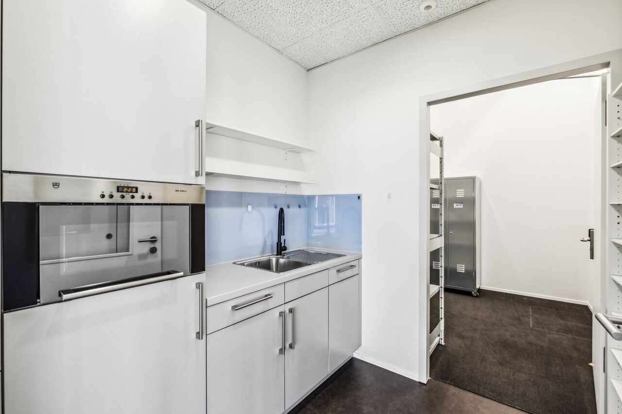 426m² office, Foto 6 von 7
