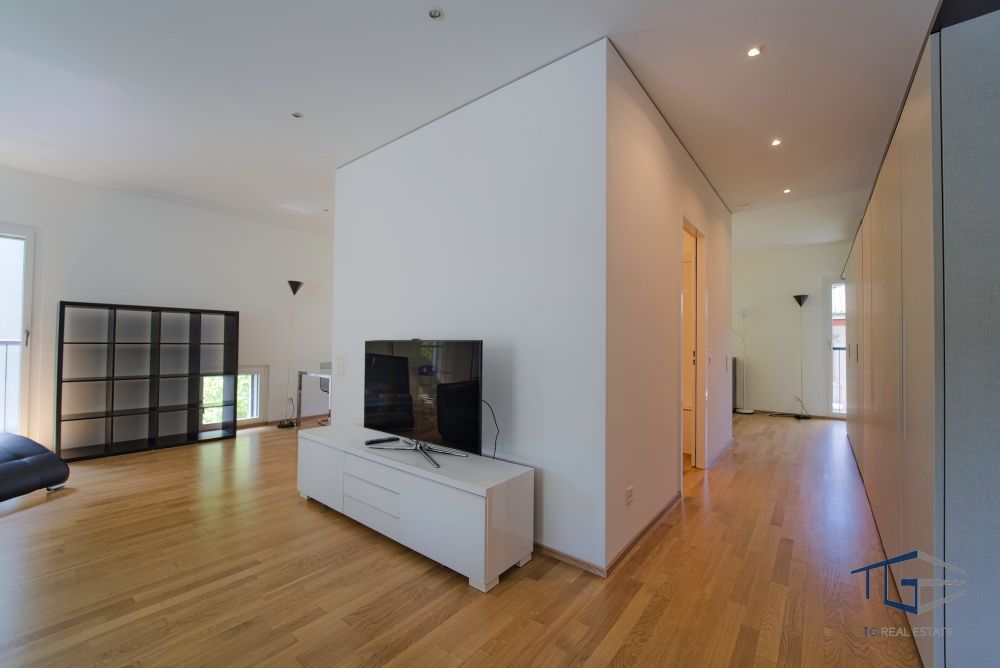 2 ½ Zimmer möblierte Wohnung, Foto 2 von 6