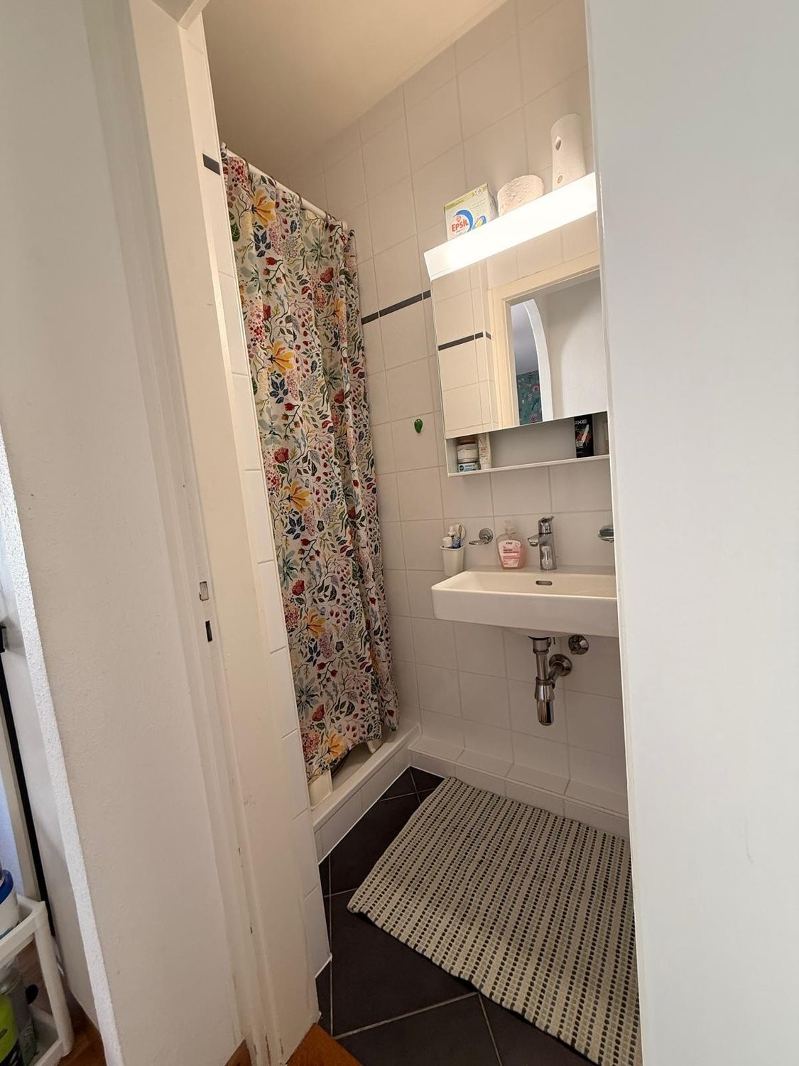 Möblierte 1 ½ Zimmer Wohnung