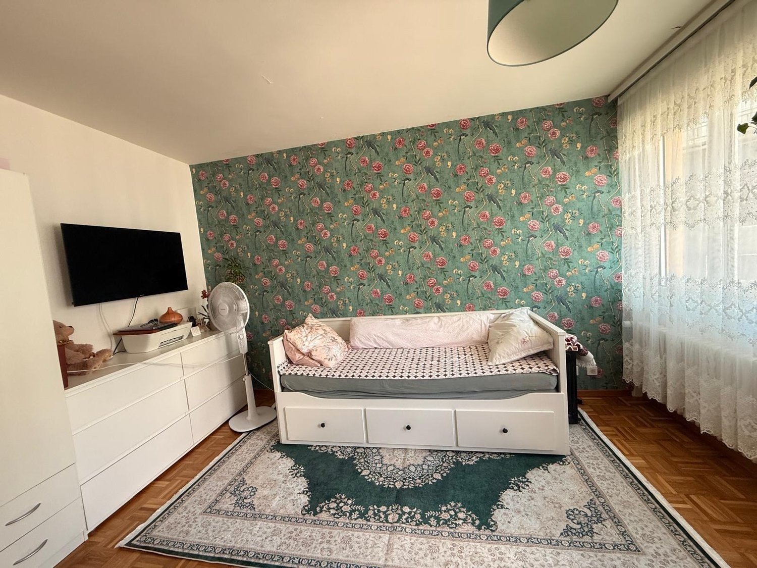 Möblierte 1 ½ Zimmer Wohnung