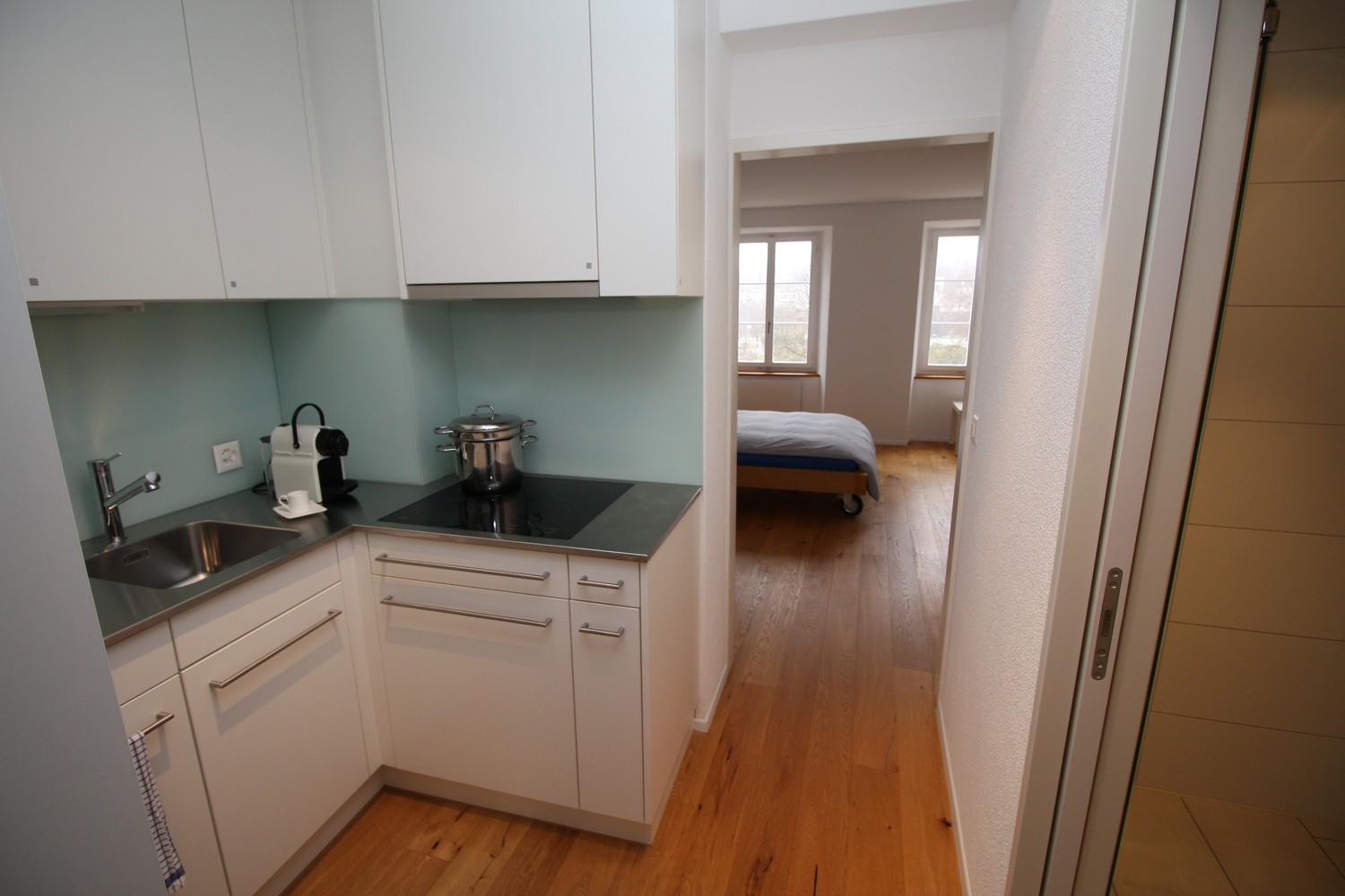 2 rooms furnished flat