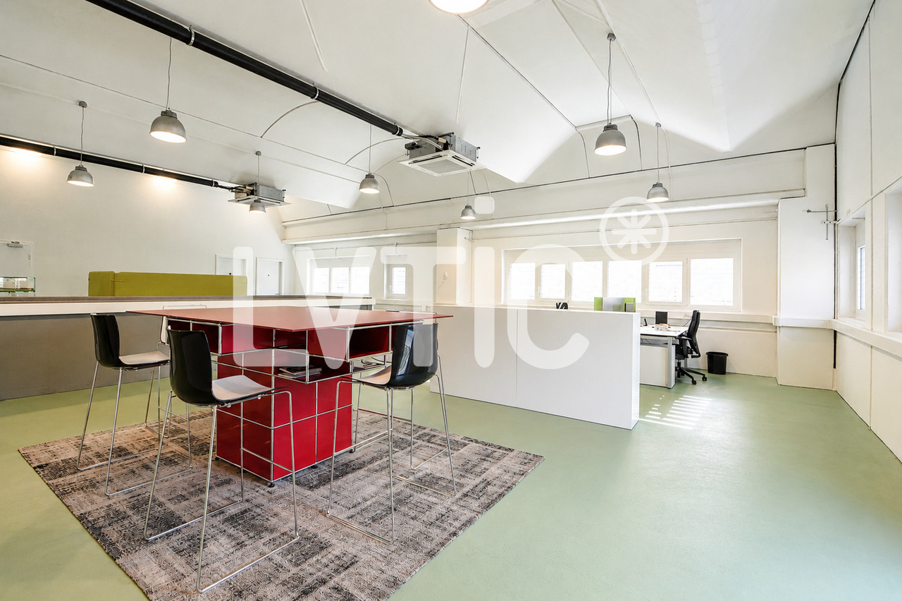 1560m² Industrieobjekt