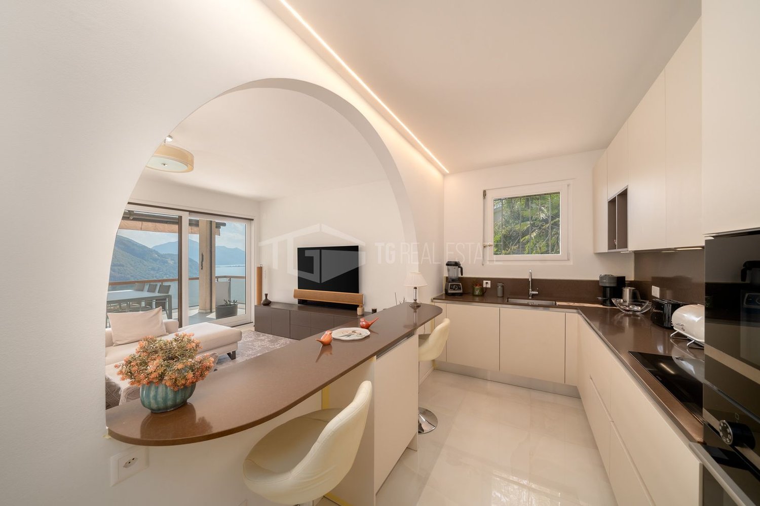 2 ½ rooms furnished flat, foto 6 di 10